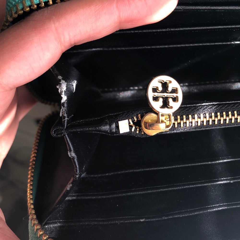Tory Burch wallet - Picture 6 of 8